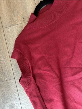Maternity - Women's Knit Sleeveless Sweater with Side Slit